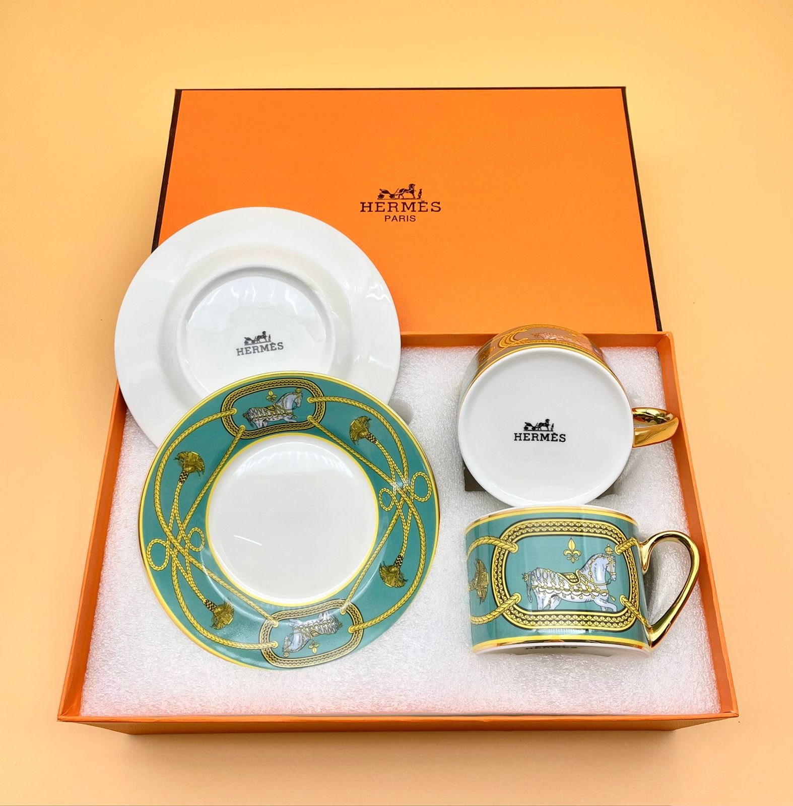 Hermes tea cup green set of 2 - Hermes Cups | Aleppo Gift UAE